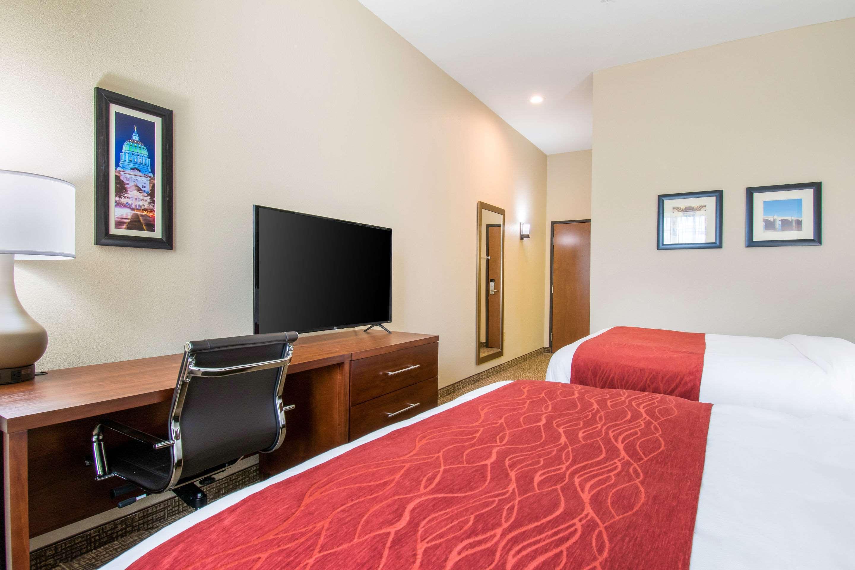 Comfort Inn & Suites Harrisburg - Hershey West Kültér fotó