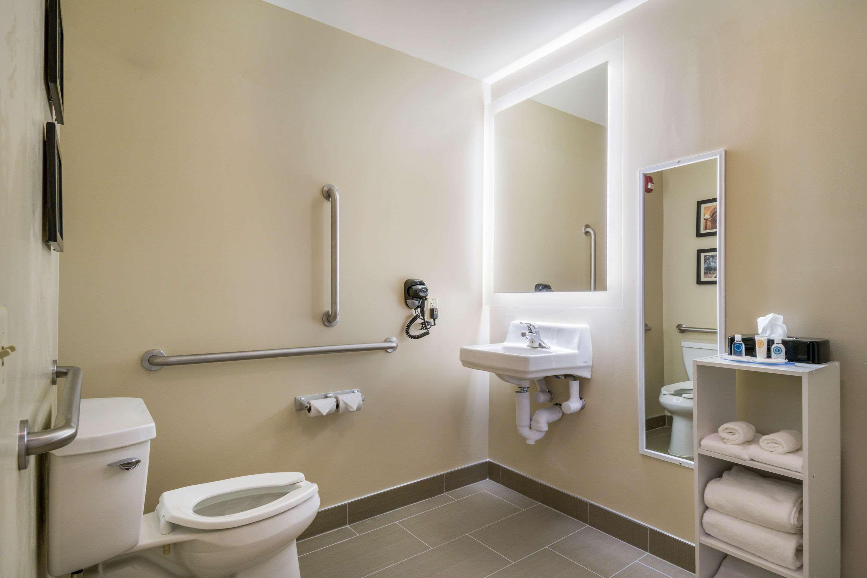 Comfort Inn & Suites Harrisburg - Hershey West Kültér fotó