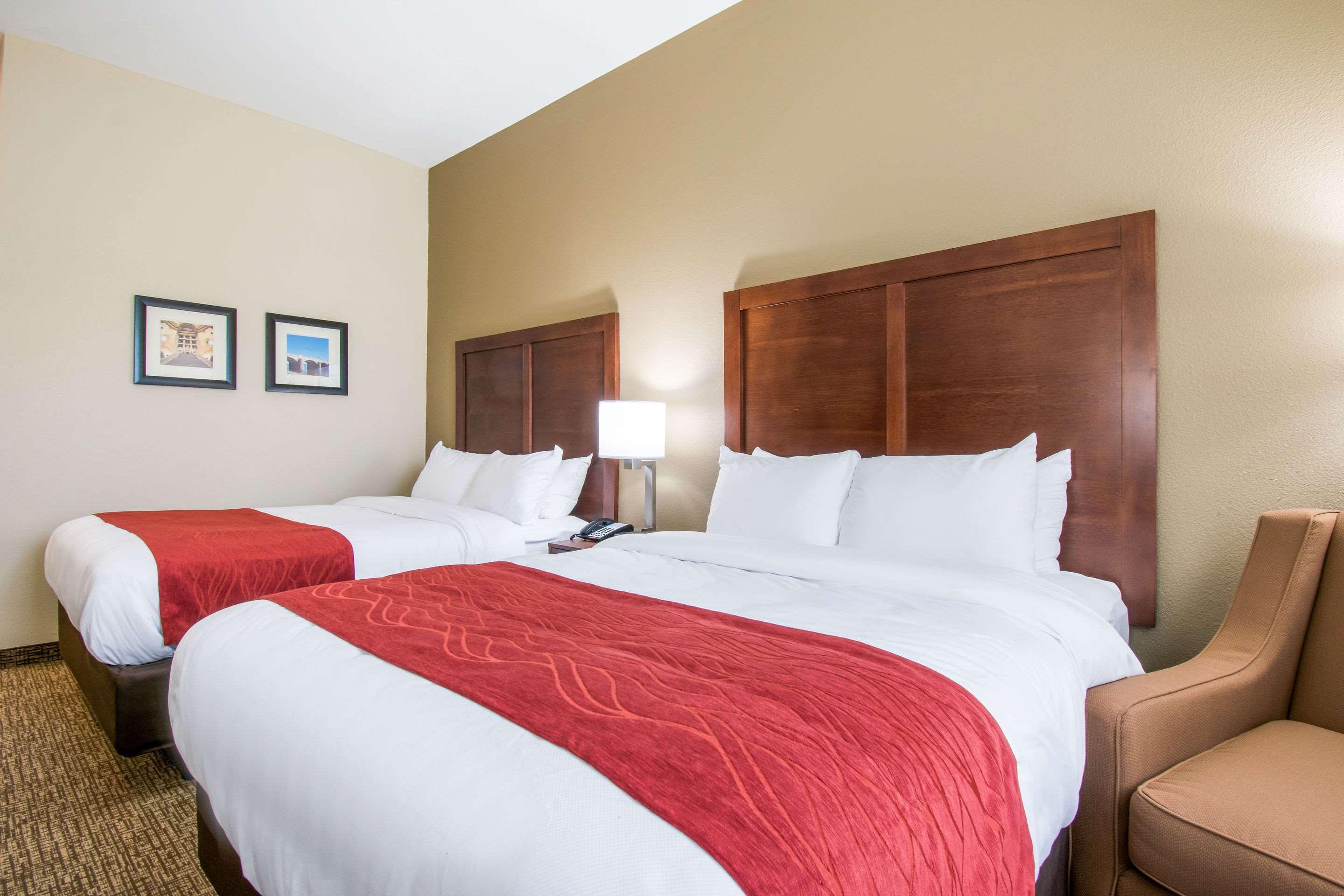 Comfort Inn & Suites Harrisburg - Hershey West Kültér fotó