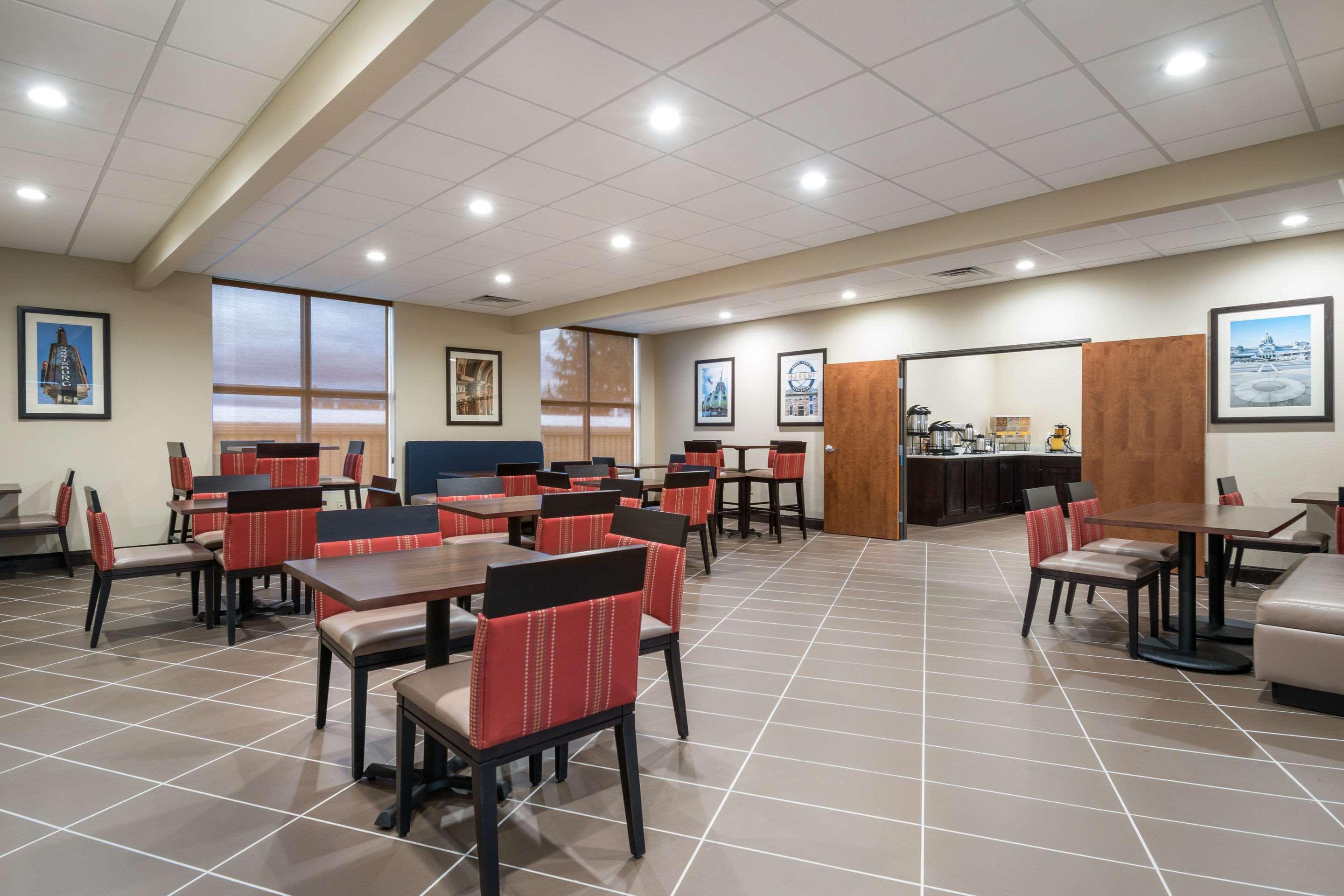 Comfort Inn & Suites Harrisburg - Hershey West Kültér fotó