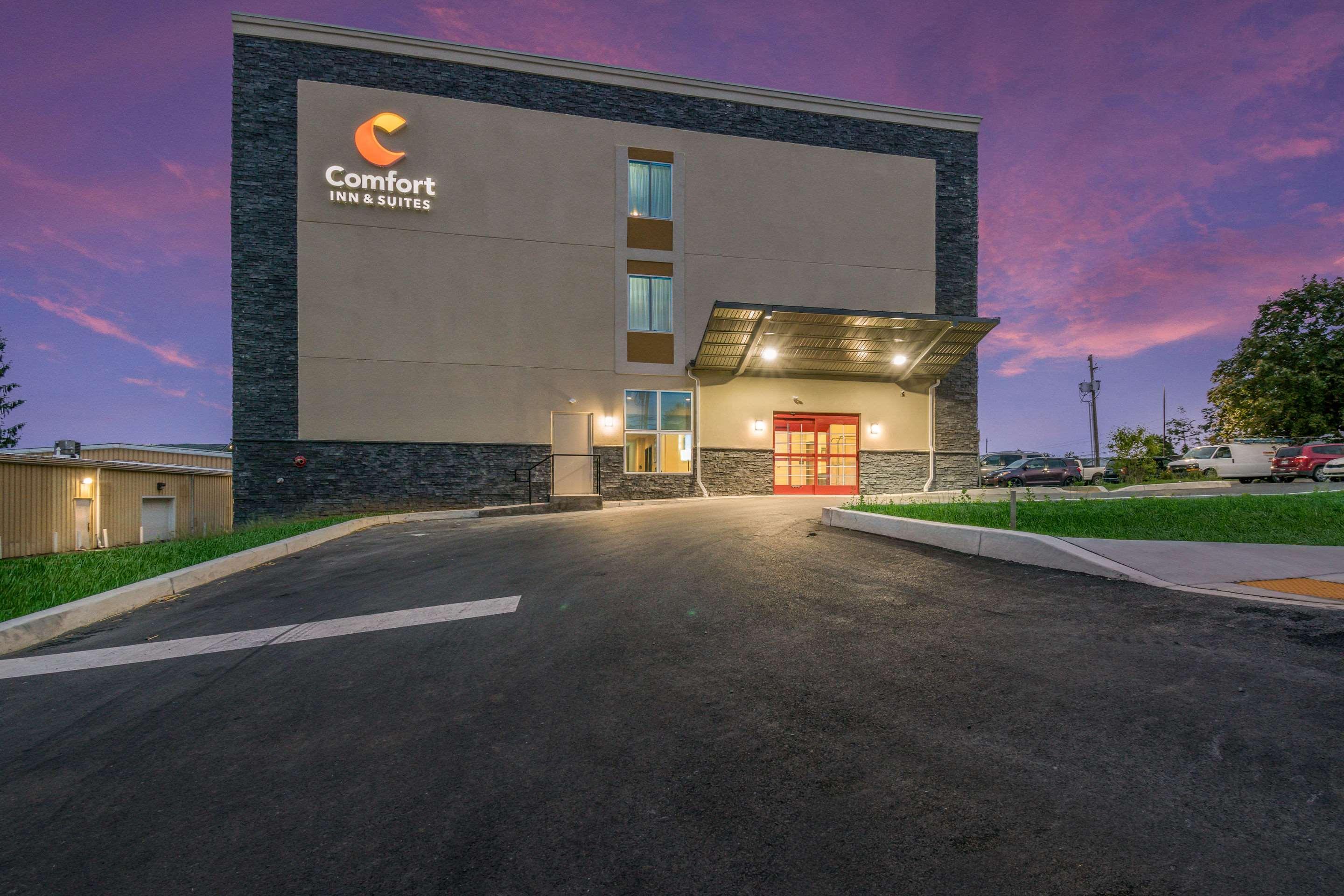 Comfort Inn & Suites Harrisburg - Hershey West Kültér fotó